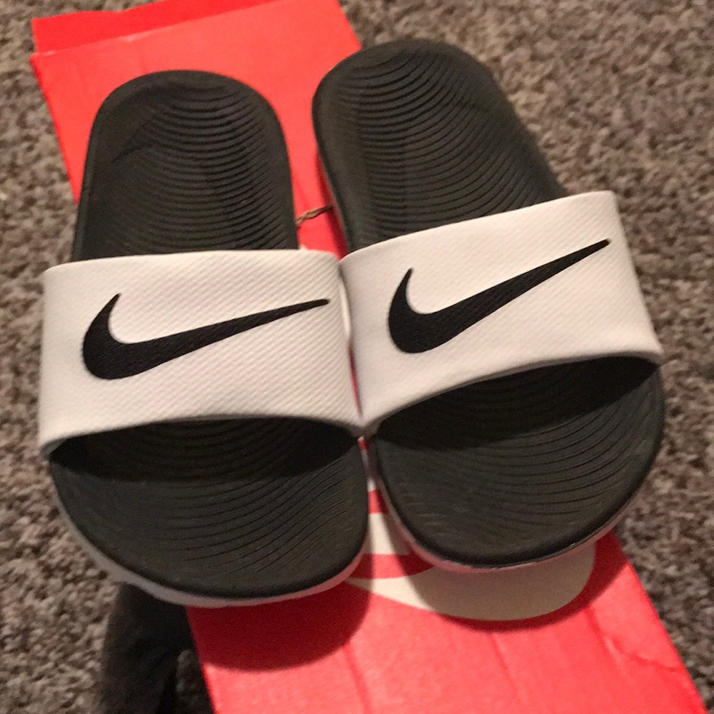 Boys Nike slides size 12